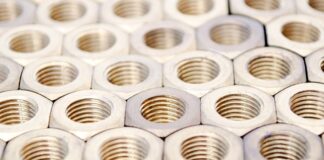 Czym się różni Łącznik jednobiegunowy od dwubiegunowego? Czym się różni Łącznik jednobiegunowy od dwubiegunowego?