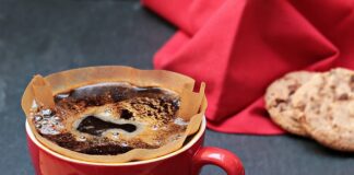 Czy filtr w jacuzzi musi być cały czas włączony? Czy filtr w jacuzzi musi być cały czas włączony?