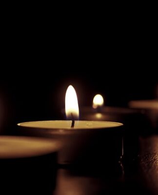 Czy każdy dzbanek nadaje się do podgrzewacza?