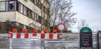 Jak sprawdzić szczelność kabiny prysznicowej? Jak sprawdzić szczelność kabiny prysznicowej?