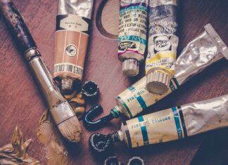 Czy wkuwać rury w ścianę?