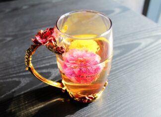 Czym się różni emalia od emulsji?