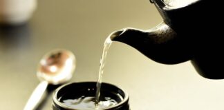 Jak ładnie podać zupę? Jak ładnie podać zupę?