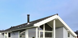 Jak pomalować ścianę pokryta lakierem? Jak pomalować ścianę pokryta lakierem?