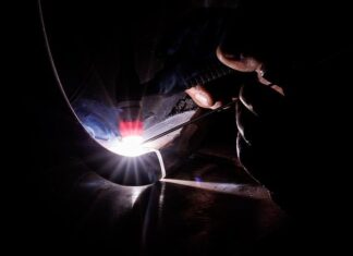 Jakie spodnie do spawania?