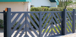 Panele ogrodzeniowe z metalu jako element dekoracyjny ogrodu: Dodanie charakteru i uroku przestrzeni Panele ogrodzeniowe z metalu