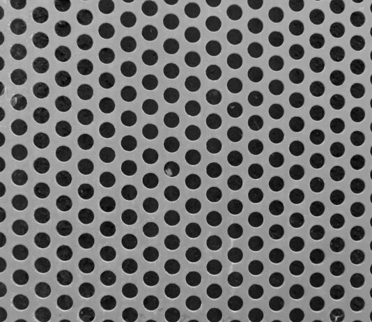 Gdzie można wykorzystać potencjał ściany z płyty perforowanej