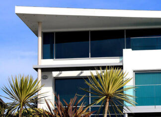 Co daje montaż rolet zewnętrznych